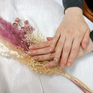 ネイル Hana NAIL所属・🩵 Rin🩵のネイルデザイン