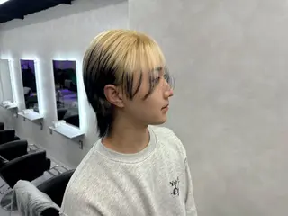 カラー 💛最強ハイトーン 🐝chan🍯のヘアスタイル