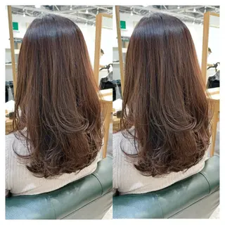セミロング カラー 村山 茉衣のヘアスタイル