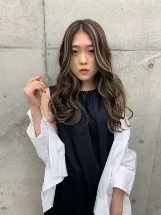 カラー ENGOL 名古屋栄所属・萩野下 かきのヘアスタイル