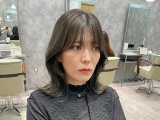 ミディアム 🤍MIDUKI🤍 韓国風レイヤーカットのヘアスタイル