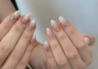 ネイル 高木 維麗絲のネイルデザイン