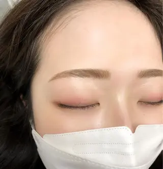 アイブロウ MORE 伊東萌香のマツエク・マツパデザイン