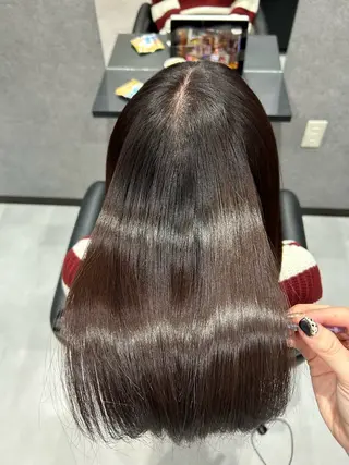 ミディアム カラー 佐野 彩音のヘアスタイル