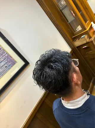 ショート パーマ メンズ 圓子 快のヘアスタイル