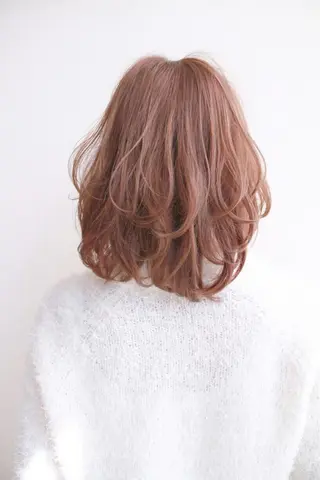 ミディアム カラー 菊池 貢平のヘアスタイル