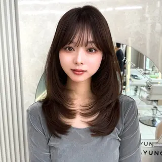 セミロング 似合わせレイヤー/ 透明感カラーのヘアスタイル