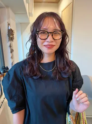 ミディアム カラー トレンドと似合わせ/ マンツーマン/西上楓のヘアスタイル