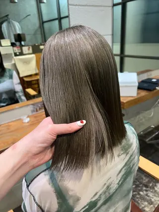 ミディアム カラー Lin'ne所属・竹内梓／パーマ ／ハイトーンのヘアスタイル