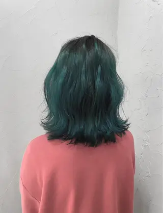 ミディアム カラー 高柳 麻美のヘアスタイル