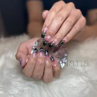 ネイル FAUSTO所属・Nailist 💟NANAのネイルデザイン