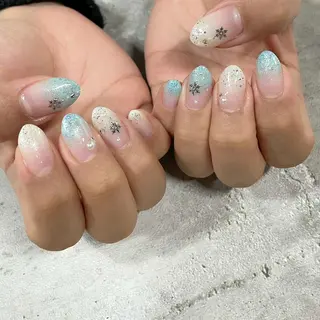 ネイル 東 千夏のネイルデザイン