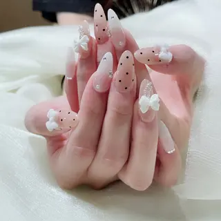 ネイル Amina nail salonのネイルデザイン