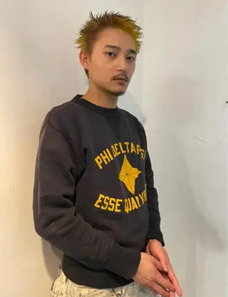 ショート カラー メンズ スパイラルパーマ 🌐hina⭐️のヘアスタイル