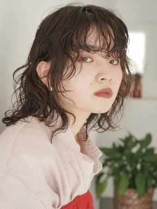 ミディアム シンバヒナノ/パーマ レイヤーカット/ボブのヘアスタイル