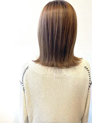 ミディアム MYRTLE TSUNODAのヘアスタイル