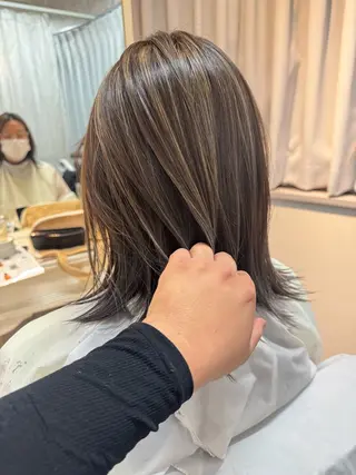 セミロング カラー カラーモデル募集中 🎨三ッ峰悠貴のヘアスタイル