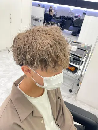 ミディアム カラー ヘアアレンジ メンズ 艶カラー の達人のヘアスタイル