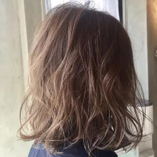 ミディアム 岡本 一平のヘアスタイル