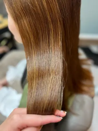 ロング カラー フェムフィット導入 個室空間✨佐藤華成のヘアスタイル