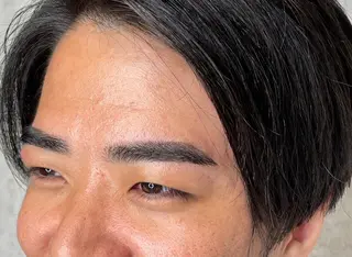 アイブロウ こだわりカラー🕊️ 坪井美南🌼のマツエク・マツパデザイン