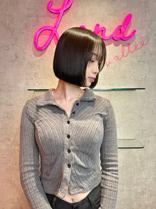 莉乃/縮毛矯正/髪質 改善/艶カラーのヘアスタイル