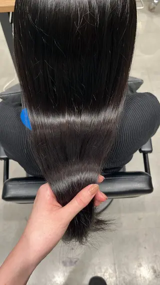 ロング the C ayuのヘアスタイル