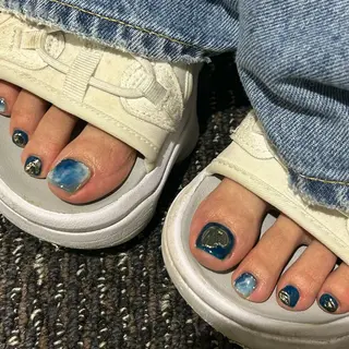 ネイル GO TODAY シェアサロン 表参道Colore店所属・K. Ayanaのネイルデザイン