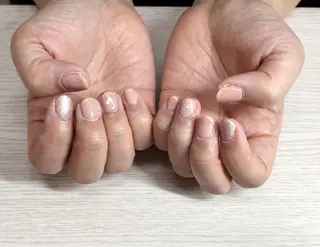 ネイル TRU NAIL & EYE 池袋店所属・本田 麻尋のネイルデザイン