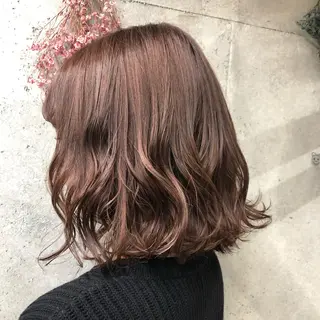 ミディアム カラー wakana 【ブリーチカラー】のヘアスタイル