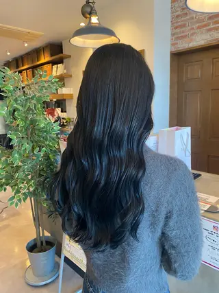 ロング カラー 希優🌺ソムリエ /ブリーチ/カットのヘアスタイル