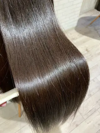 ロング カラー 尾澤 祥多のヘアスタイル