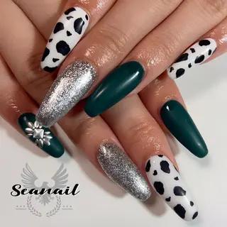 ネイル 小尾 栞のネイルデザイン