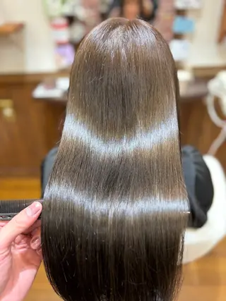 ロング カラー ビーズ緑店所属・片桐 巧貴のヘアスタイル