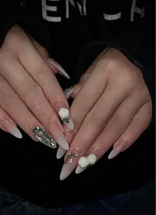 ネイル SoLuna 【ソルナ】のネイルデザイン