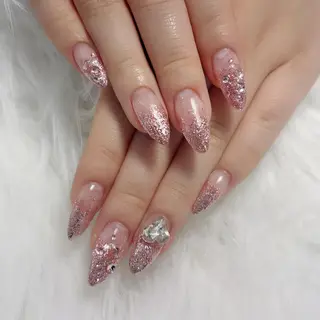ネイル ＲＥＢＥＳＴ nailのネイルデザイン