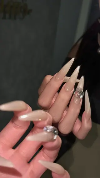 ネイル 【emu道頓堀】 HONOKAのネイルデザイン