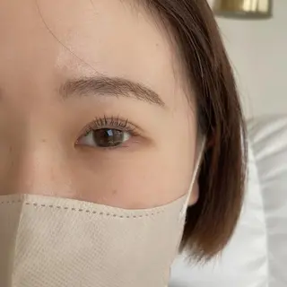 セミロング ネイル マツエク・マツパ アイブロウ 𓊆ᶠᵉᵉʸ𓊇 ᶜᴴᴵᴴᴬᴿᵁのマツエク・マツパデザイン