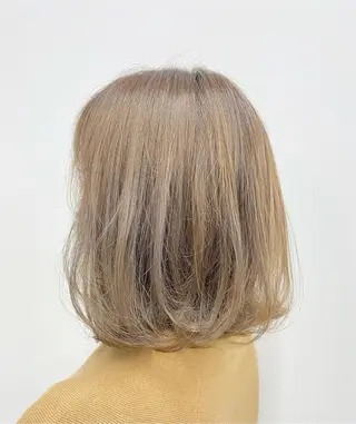 ショート カラー ハイレイヤー/顔周り /レイヤーカットのヘアスタイル