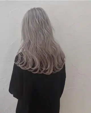 ロング カラー パーマ ヘアアレンジ メンズ キッズ ネイル マツエク・マツパ 女性専用サロン梅田 髪質改善カラーakiのヘアスタイル