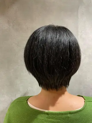 ショート 🐬脱白髪染めカラー 清水大世🐬のヘアスタイル