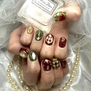 ミディアム Conjunim MAMI🎀✨のネイルデザイン