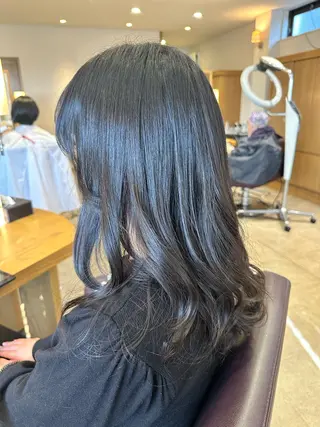 セミロング 横山 美由紀のヘアスタイル