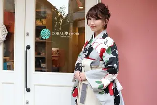 スミダ モモコのヘアスタイル