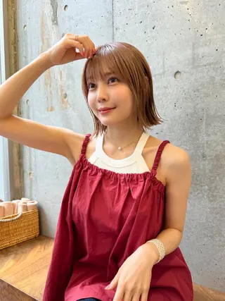 ショート カラー 顔周り/レイヤー/ 透明感/みっきーのヘアスタイル