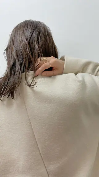 ミディアム カラー HARUNA🤍 大人ショートヘアのヘアスタイル