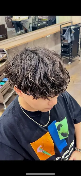 ショート パーマ メンズ 😇極上カット😇ハ イトーンカラー😇のヘアスタイル