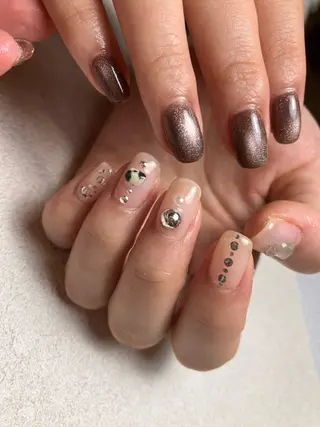 ネイル PEACE minariのネイルデザイン