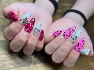 ネイル 美:LOVE Nail所属・Nail Lienのネイルデザイン