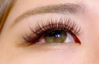 マツエク・マツパ Carat Eyelash&Eyebrow 市川店所属・時田 友美のマツエク・マツパデザイン